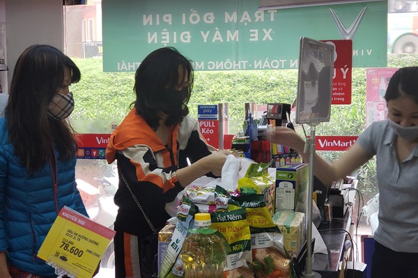 Siêu thị sẽ đảm bảo nguồn hàng phục vụ nhu cầu người dân - Anh 7