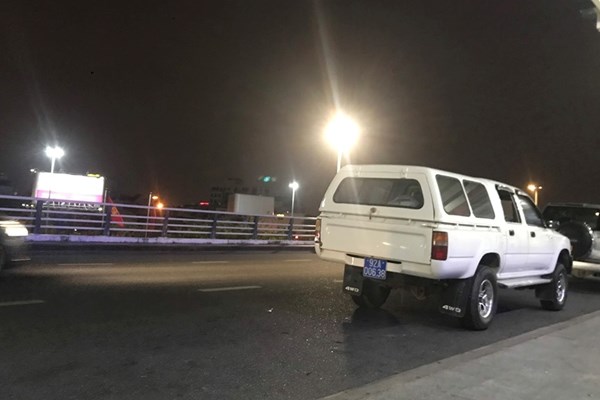 Sở Y tế Quảng Nam giải thích việc đưa 4 du khách Anh đang cách ly ra sân bay Đà Nẵng - Anh 2