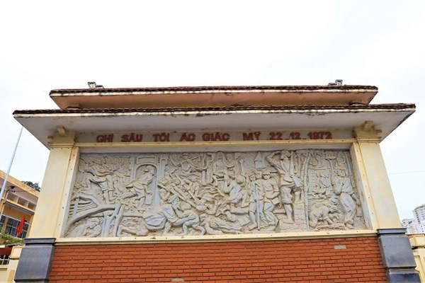Hà Nội gắn biển lưu niệm sự kiện lịch sử - Anh 1