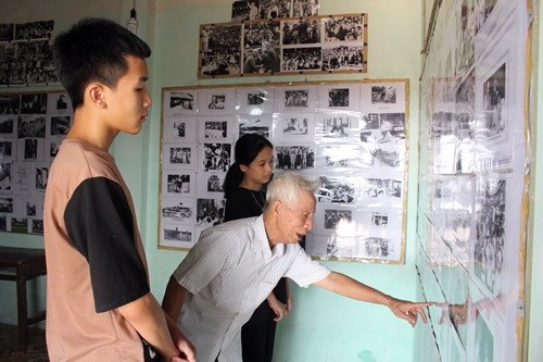 Lão nông xây nhà lưu niệm Bác Hồ - Anh 2