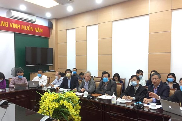 Bác của bệnh nhân thứ 17 bị suy hô hấp - Anh 1