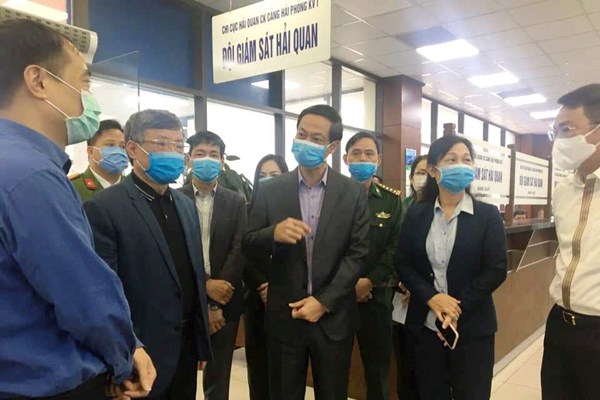 Hải Phòng:​​​​​​​ Phòng chống dịch Covid-19, đảm bảo an toàn khu vực cảng biển - Anh 2