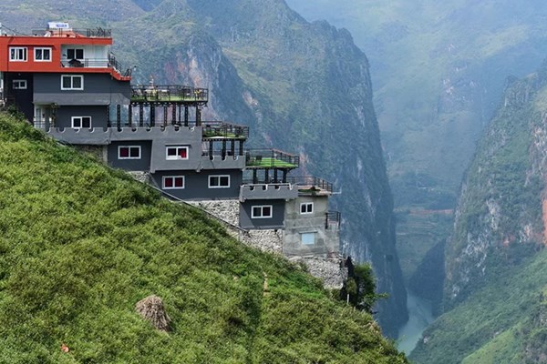 Về phương án cải tạo công trình Panorama Mã Pì Lèng (Hà Giang):  Bộ VHTTDL đã nhiều lần đề nghị địa phương sớm có giải pháp khắc phục - Anh 1