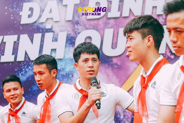 Trung vệ Đình Trọng tin ngày Việt Nam chiến thắng dịch Covid không còn xa - Anh 1