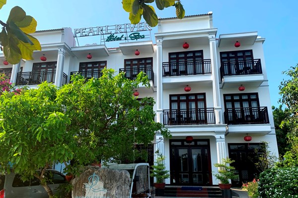 “Đóng cửa” vì không có khách - Anh 1