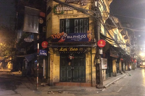 Hà Nội đêm đầu tiên thực hiện Chỉ thị 15 của Thủ tướng Chính phủ - Anh 3
