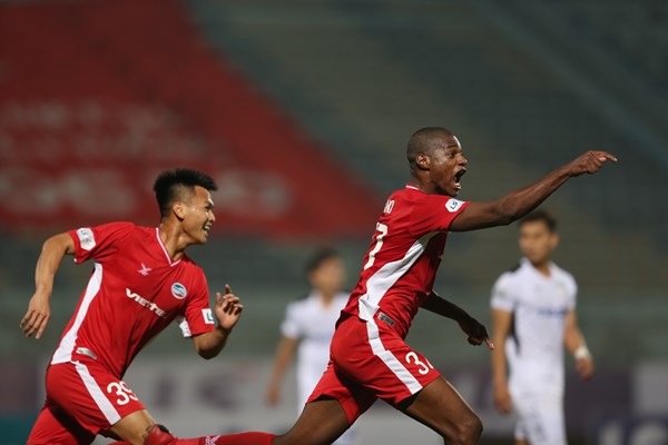 V.League chờ diễn biến của dịch mới tính ngày trở lại - Anh 2