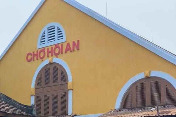 Xác minh tung tích nhóm người đóng giả 