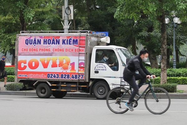 Những hình ảnh Hà Nội ngày đầu thực hiện “cách ly toàn xã hội” - Anh 6