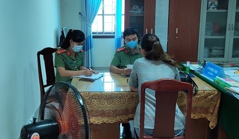 Quảng Nam: Một cá nhân bị phạt 12,5 triệu đồng vì thông tin sai về Covid-19 - Anh 2