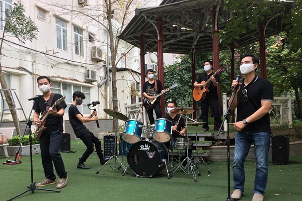 Đại học Văn hóa Hà Nội ra mắt MV “Tế Covid”: Khát khao chiến thắng dịch bệnh - Anh 1