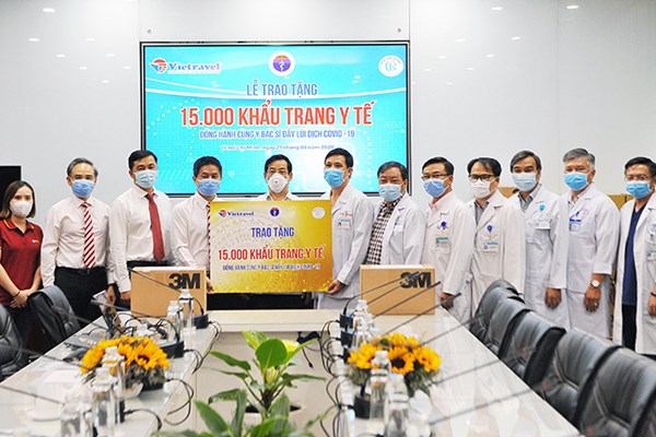 Ngành du lịch chung tay đẩy lùi Covid-19 - Anh 1