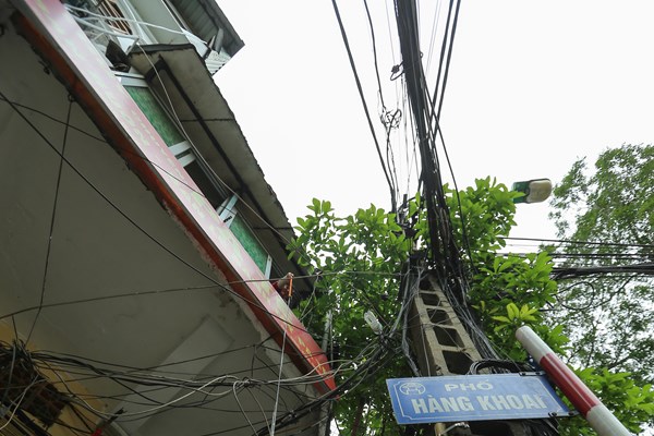 Muôn kiểu “phòng thủ” của tiểu thương mùa Covid -19 - Anh 6