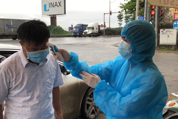 Hà Nội: Tiếp tục thực hiện nghiêm việc tuần tra, giám sát thực hiện cách ly xã hội - Anh 2