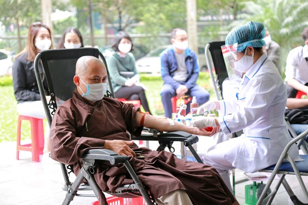 Những hình ảnh đẹp trong Ngày Toàn dân hiến máu tình nguyện 7/4 - Anh 6
