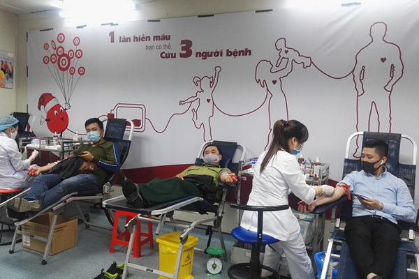 Ghi trong Ngày Toàn dân hiến máu tình nguyện: Cho đi không vì một điều gì cả - Anh 2