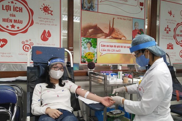 Ghi trong Ngày Toàn dân hiến máu tình nguyện: Cho đi không vì một điều gì cả - Anh 1