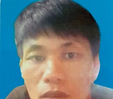 Truy nã đối tượng hành hung thành viên chốt kiểm soát dịch Covid-19 - Anh 2