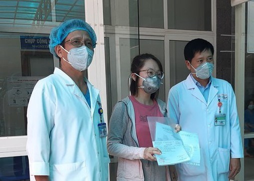 Bệnh nhân cuối cùng mắc Covid-19 ở Đà Nẵng xuất viện - Anh 1