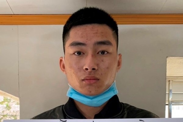 Hải Phòng:​​​​​​​ Tạm giữ 3 “quái xế” điều khiển mô tô lạng lách, đánh võng - Anh 3