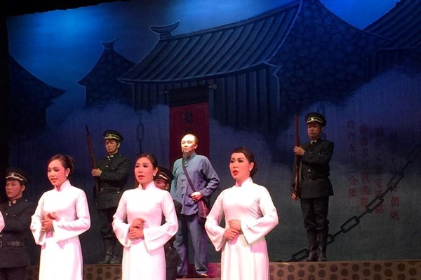 Vẫn tin một ngày Chèo sẽ hưng thịnh... - Anh 2