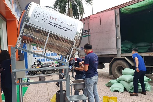 Hà Tĩnh lắp đặt “ATM gạo” phát gạo hỗ trợ miễn phí cho người nghèo - Anh 1