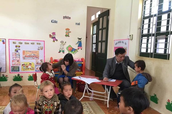 "Bệnh lạ" ở Bắc Kạn: Làm gì có chuyện​ do quỷ ám - ảnh 1
