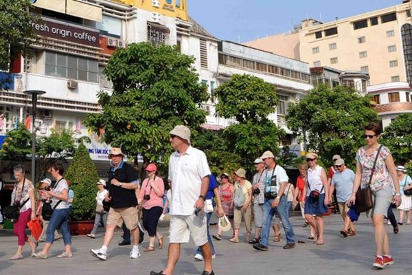 Chưa tiếp nhận khách du lịch nước ngoài, mở cửa đón du khách trong nước phải đảm bảo an toàn - Anh 1