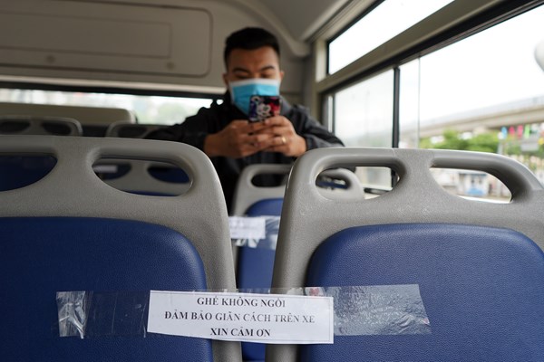 Hà Nội: Những sáng kiến độc đáo sau khi dừng cách ly xã hội - Anh 3