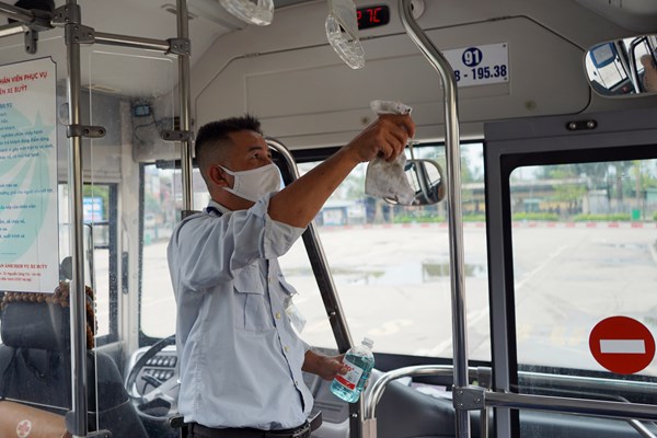 Hà Nội: Những sáng kiến độc đáo sau khi dừng cách ly xã hội - Anh 5