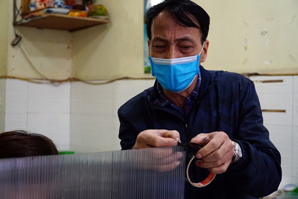 Hà Nội: Những sáng kiến độc đáo sau khi dừng cách ly xã hội - Anh 10