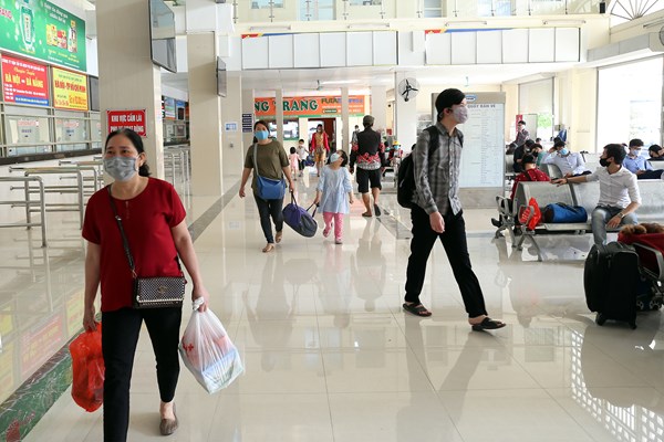 Hà Nội: Bến xe Giáp Bát đìu hiu trước kỳ nghỉ lễ 30.4 - Anh 2