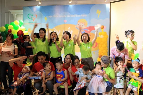 Mái ấm của những “Gia đình siêu nhân” - Anh 1