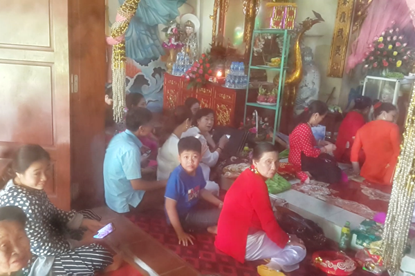 Hậu Lộc (Thanh Hóa): “Bất chấp” chỉ thị 19 của Thủ Tướng, vẫn tổ chức nghi lễ hầu đồng - Anh 2