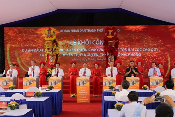 Thủ tướng dự lễ khởi công Dự án bảo tồn bãi cọc Bạch Đằng - Anh 1
