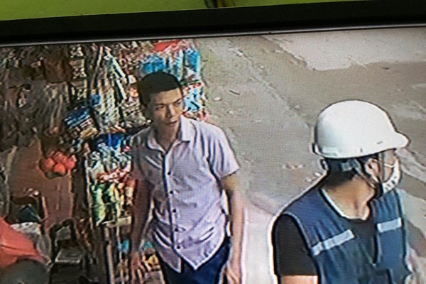 Kẻ dùng hung khí cướp tài sản tài xế xe ôm công nghệ bị sa lưới - Anh 1