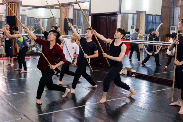 Chương trình nghệ thuật đặc biệt “Dâng Người tiếng hát mùa Xuân”: Luôn vẹn cảm xúc mỗi khi hát về Người - Anh 10