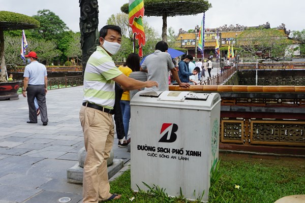 “Xanh - sạch - sáng” ở khu di sản Huế - Anh 1
