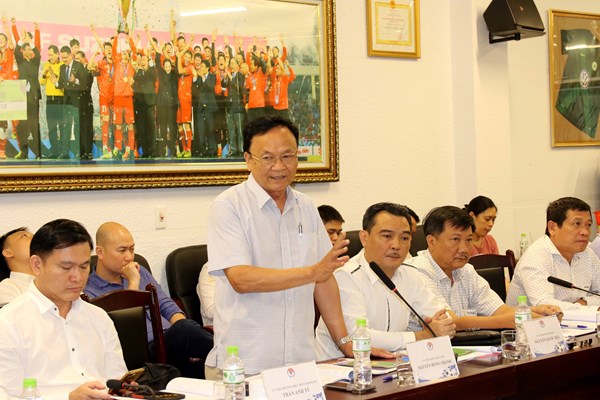 Do ảnh hưởng của Covid-19, sẽ chỉ có một đội xuống hạng tại V.League 2020 - Anh 2