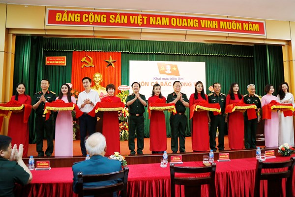 Luôn có Bác trong tim - Anh 1