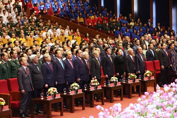 Mỗi bước đi lên của cách mạng Việt Nam gắn liền với công lao to lớn của Chủ tịch Hồ Chí Minh - Anh 4
