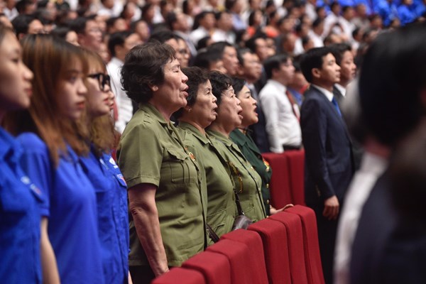 Mỗi bước đi lên của cách mạng Việt Nam gắn liền với công lao to lớn của Chủ tịch Hồ Chí Minh - Anh 7