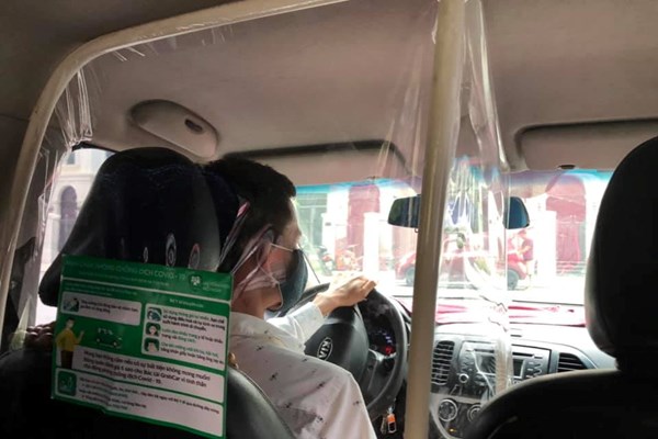 Cuộc sống “bình thường mới” không có nghĩa... hết dịch - Anh 2