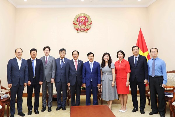 Sớm nối lại các hoạt động du lịch Việt Nam – Hàn Quốc - Anh 2