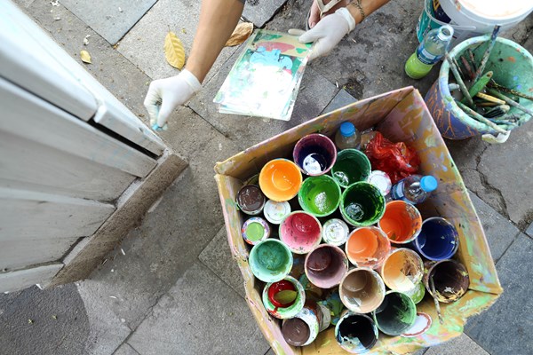 Hà Nội: Ngắm nhìn những bốt điện được “khoác áo mới” - Anh 4