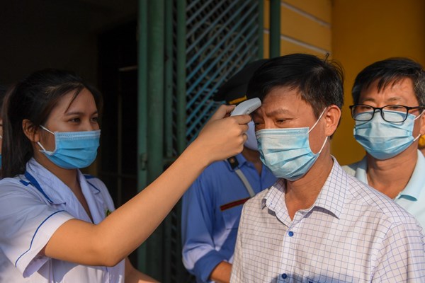 Bóng đá Việt Nam trở lại an toàn sau đại dịch - Anh 2