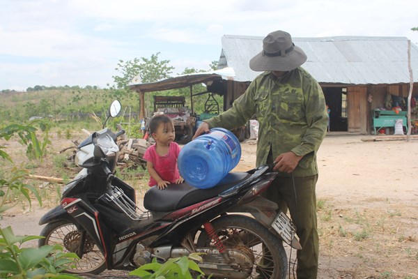 Lời ru buồn... của “dân Cư Bung” - Anh 1
