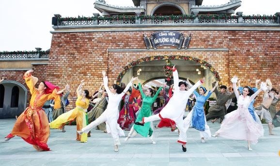 "Ấn tượng Hội An" mở cửa trở lại, giảm 30% giá vé "Ký ức Hội An" cho du khách Việt Nam - ảnh 1