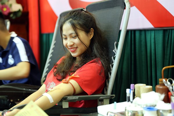 Tuổi trẻ Bộ VHTTDL hiến máu tình nguyện - Anh 2