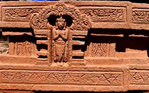 Phát hiện Linga-Yoni liền khối lớn nhất Việt Nam tại Khu đền tháp Mỹ Sơn - Anh 1